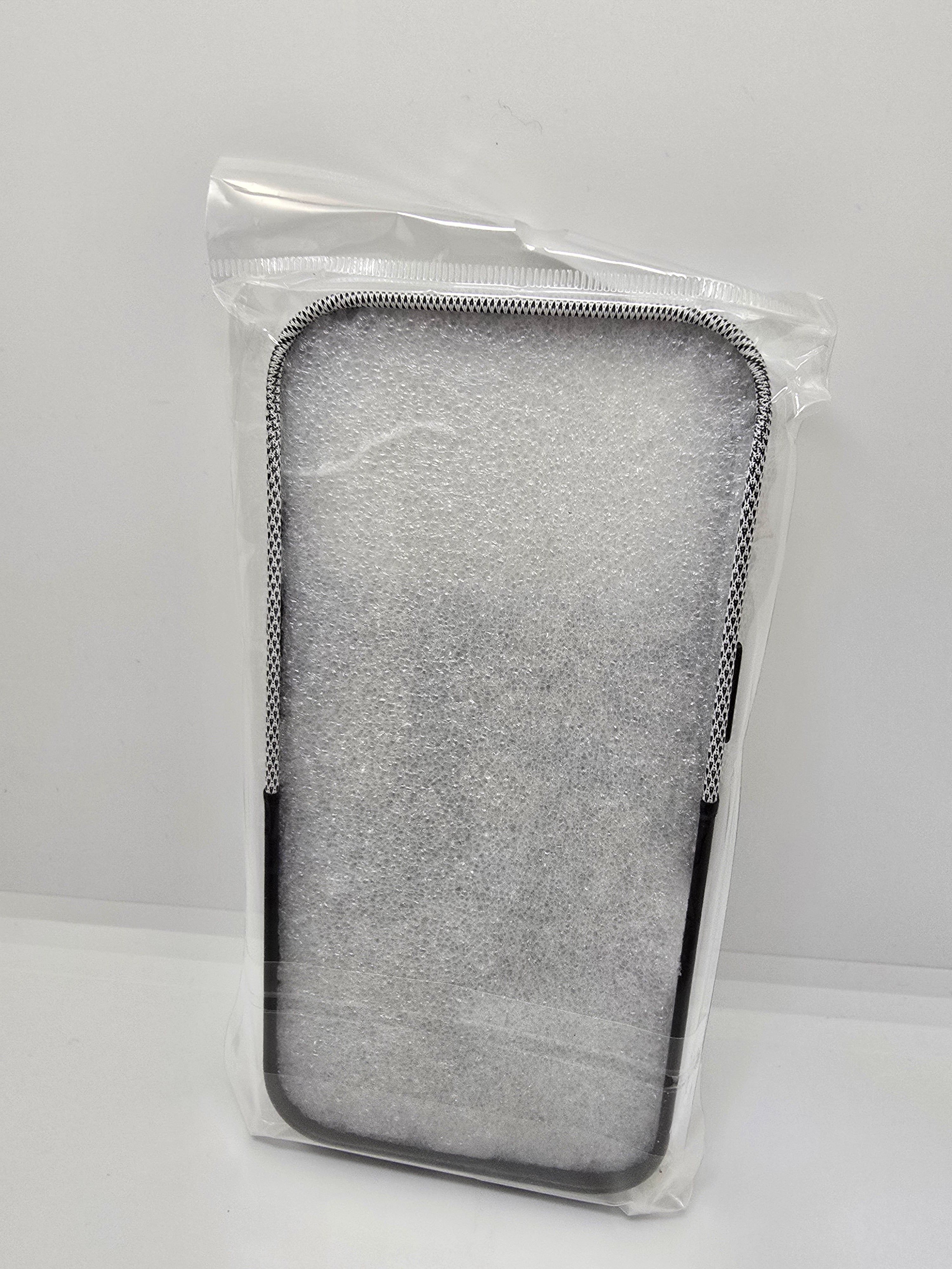 Iphone 17 Pro Black & Grey Phone Case With Port Cleaners