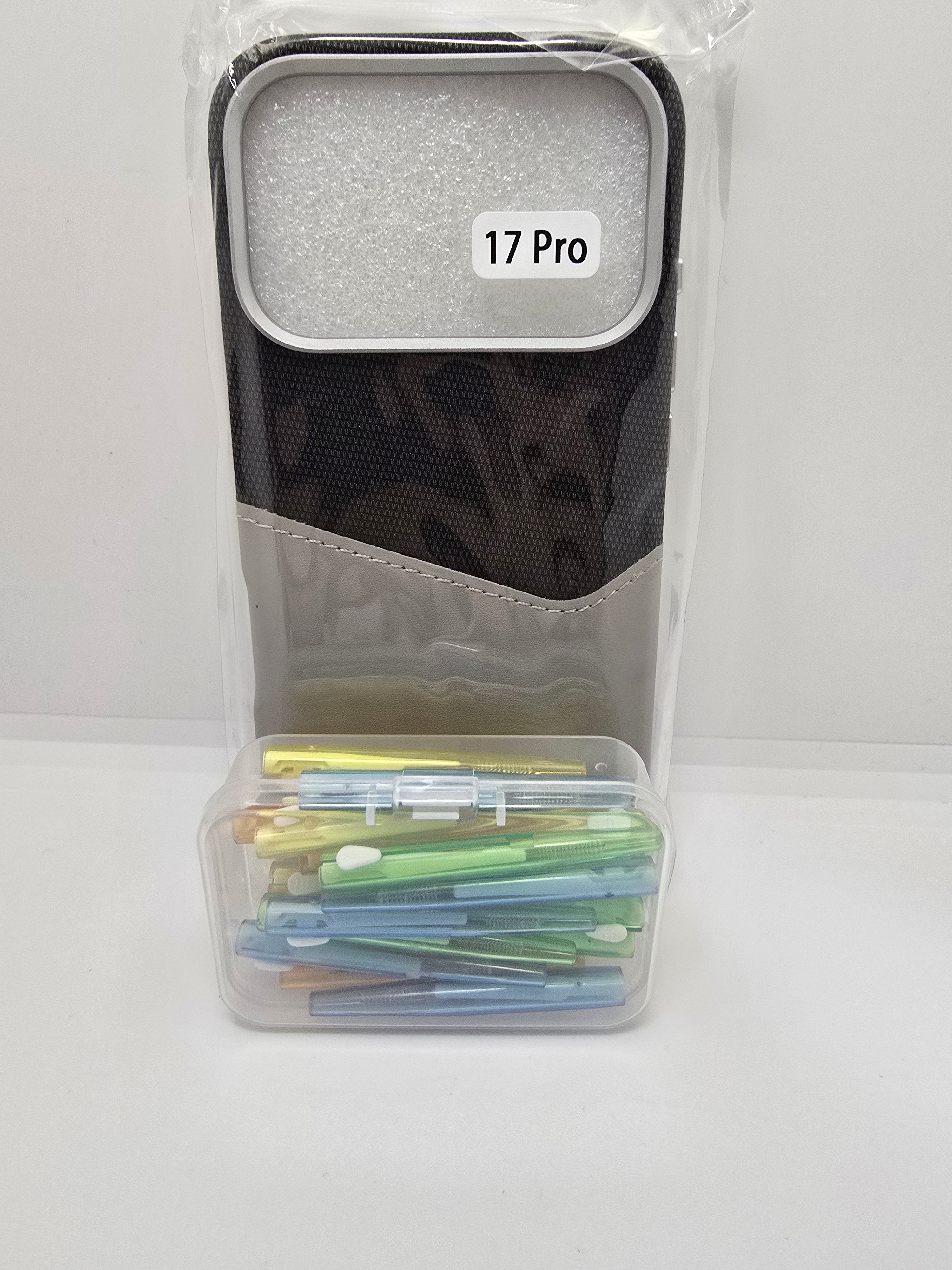 IPhone 17 Pro Grey & Black Phone Case With Port Cleaners