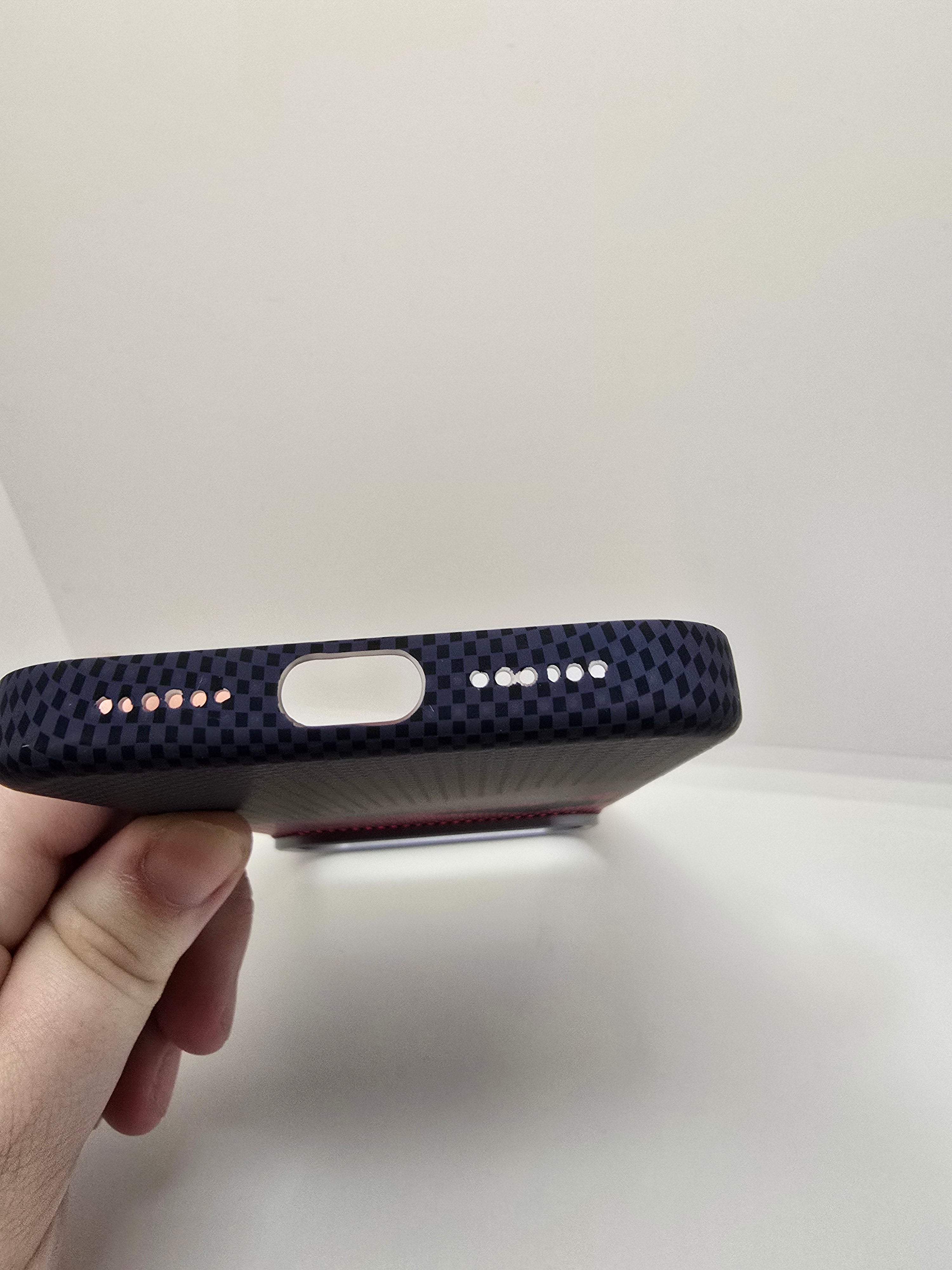 Iphone 17 Pro Max Phone Case With Port Cleaning Kit-red & black design